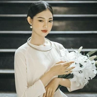 Bà Hai( mẹ Hùng )