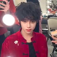 Vương Lỗ Kiệt - hắn