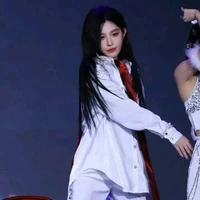 Vương Dịch -Cô