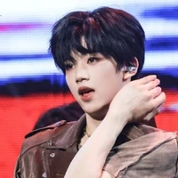 Trương Hàm Thụy - ZHR (Cậu)