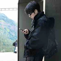 Thần Thần(bố Vannie)