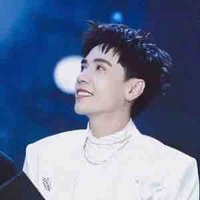 Lê quang hùng 