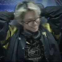 Thóng Lai Bâng [ Lai Bánh ]