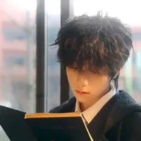 Vương Lỗ Kiệt-hắn