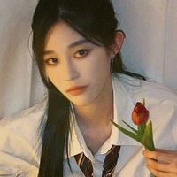 Vương Dịch ( cô )