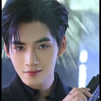 hùng huỳnh
