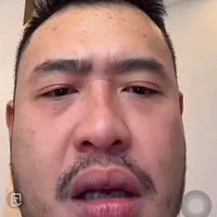 Người Thông Báo