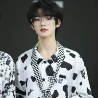 uông tuấn hy