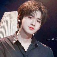 Tống Á Hiên