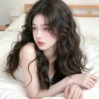 Tiêu Hạ Vy — Elly 