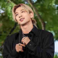 Dong Young-bae(Taeyang)