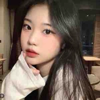 Đinh Hoàng Vân Anh