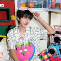 Nhiếp Vĩ Thần_Hắn