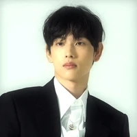 Im Siwan[hắn]