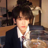Tả Kỳ Hàm 