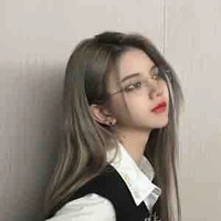 Hách Tịnh Di