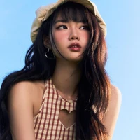 Nguyễn Lê Ngọc Ánh Sáng ( Aza  )