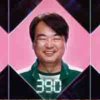 390