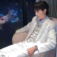 Lê Quang Hùng (Phone)