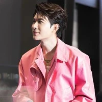 anh tú atus