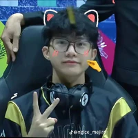 ngọc quý/O