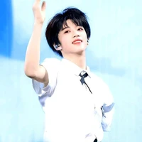 Trương Hàm Thụy