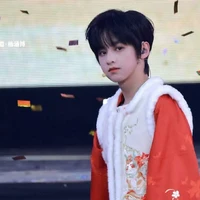 Dương Hàm Bác