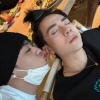 Tác giả tằm ra😔