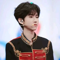 Tả Kỳ Hàm ( em )