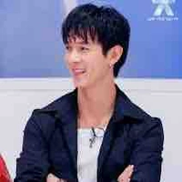 Song Luân(thầy giáo)