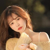 Phạm Trần Hạ Thư _GVCN lớp 12a3