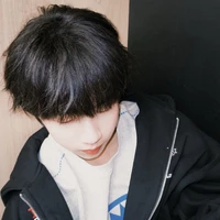 Nhiếp Vĩ Thần
