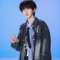 Tả Kì Hàm/em/