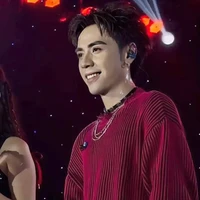 Lê Quang Hùng (phone)