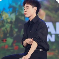 Phone (Lê Quang Hùng)