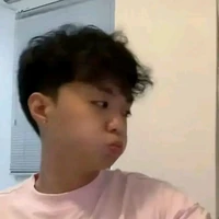 con nhỏ tgia nè máa