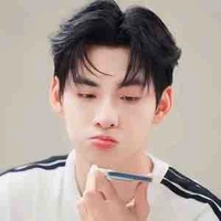 Huỳnh Hoàng Hùng [Hùng Huỳnh Gem]