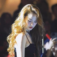 Minh Hằng ( Cô )