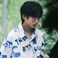 Nhiếp Vĩ Thần 