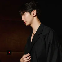 Henry ( CEO Hãng Xe )