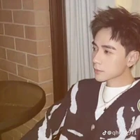 Quang hùng mát tờ đi