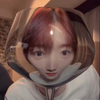 nhỏ tg khùng điên :3