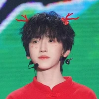 tả kỳ hàm(bn của hằng)