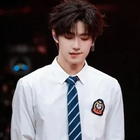 Người bảo lãnh mèo con (鑫鑫)