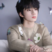Vương Lỗ Kiệt : hắn