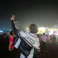 Winny thanawin Pholcharoenrat