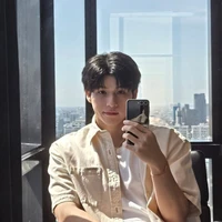 Sky Wongravee Vosbein