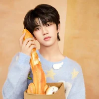 Trương Hàm Thụy