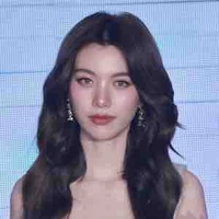 Orm Kornaphat (nàng)