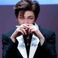 Kim NamJoon-ba Taehyung